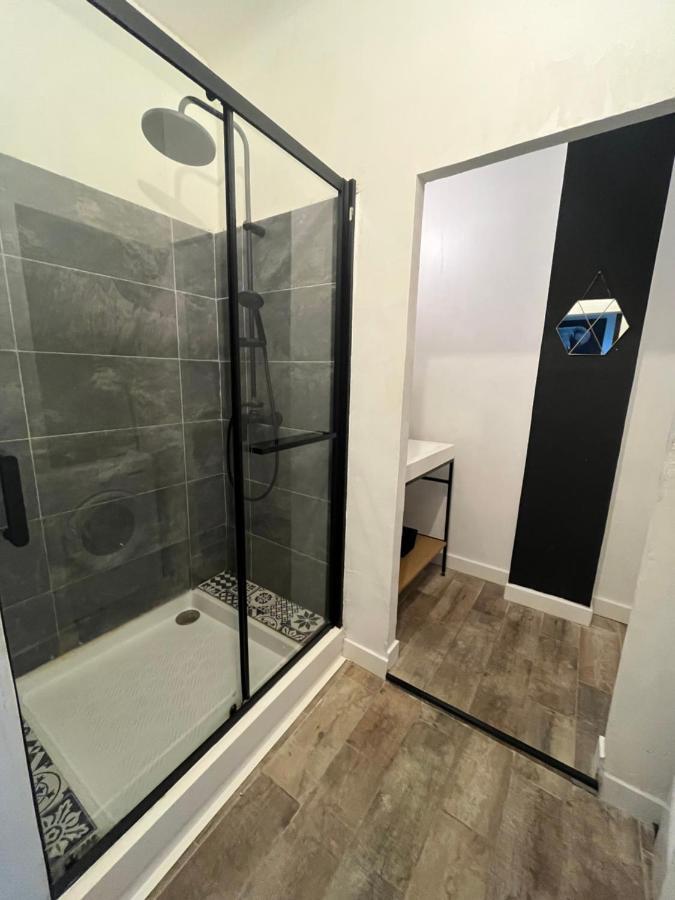 L'Eden - Joli Studio En Centre Ville Nîmes Zewnętrze zdjęcie